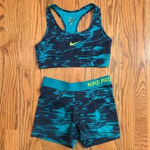 Nike Pro Sports Bra & Spandex Set